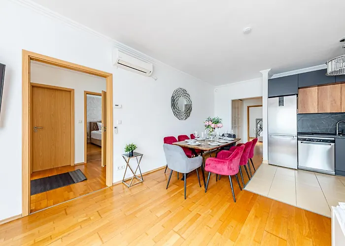 Apartment The Horizon- Penthouse 3br With Ac, Location