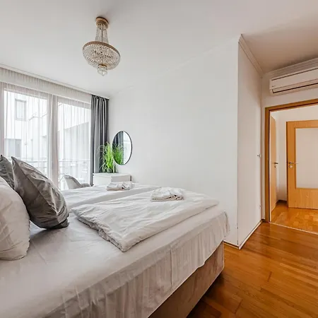 The Horizon- Penthouse 3br With Ac, Location *