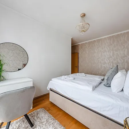 The Horizon- Penthouse 3br With Ac, Location Appartamento Budapest