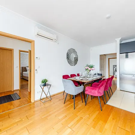 Appartamento The Horizon- Penthouse 3br With Ac, Location