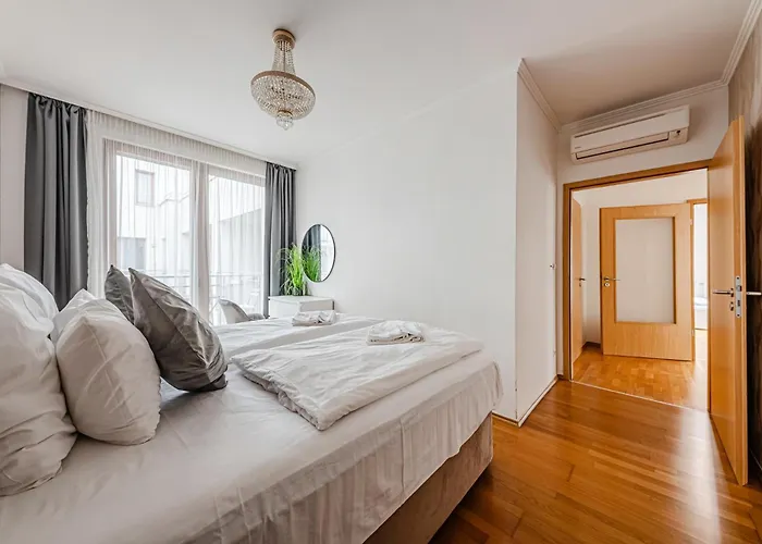 The Horizon- Penthouse 3br With Ac, Location *