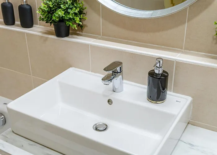 The Horizon- Penthouse 3br With Ac, Location *